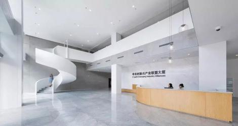 成都海倫天麓銷售中心，東方優(yōu)雅與現(xiàn)代融合的空間縮影！